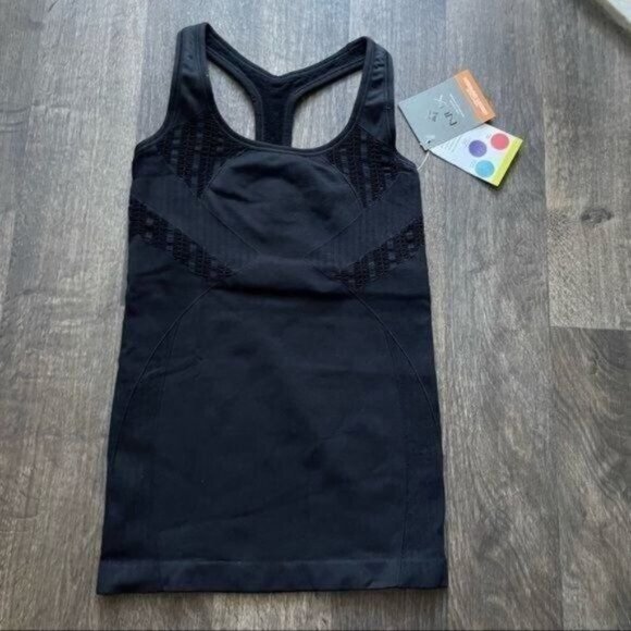 NUX Tops - NUX Black Workout Top with Built-in-Bra Elisa Tank Size Small